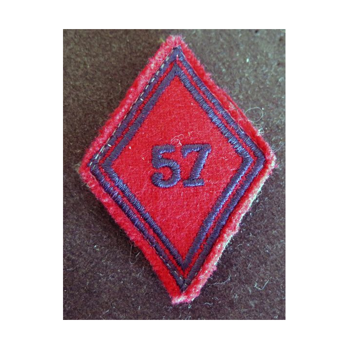 LOSANGE DE BRAS MODÈLE 45 : troupe du 57° régiment d'artillerie