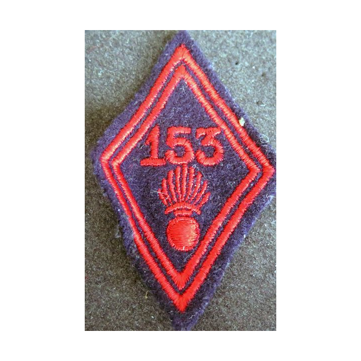 LOSANGE DE BRAS MODÈLE 45 :  troupe du 153° régiment d'infanterie