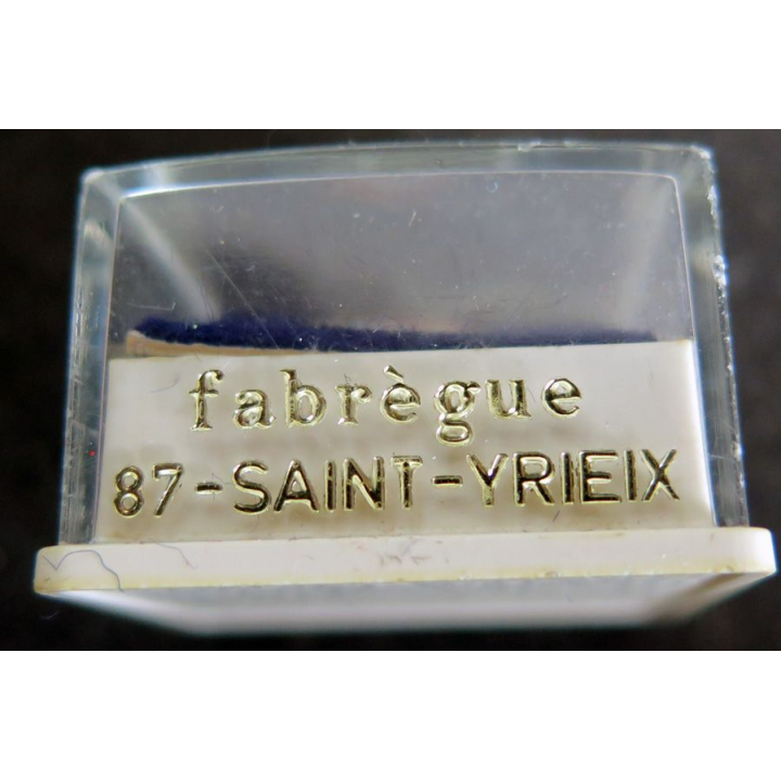 Pin's de la cocarde avec chapeau phrygien au centre fabrication Fabrègue