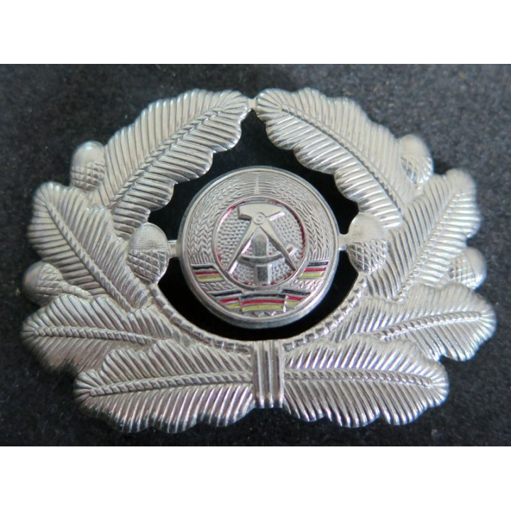 insigne de casquette de la RDA République Démocratique Allemande