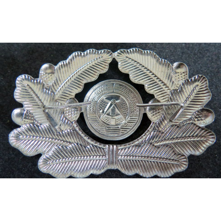 insigne de casquette de la RDA République Démocratique Allemande