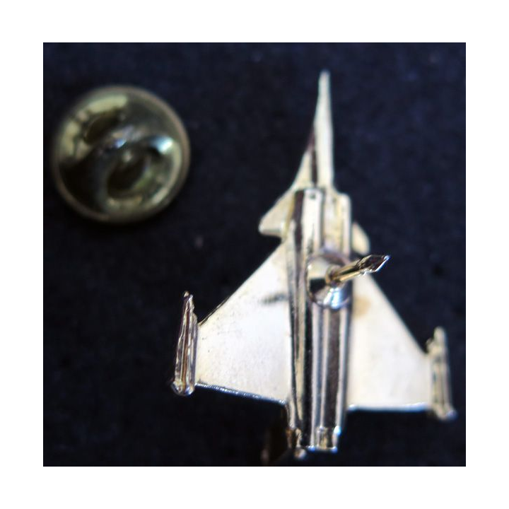 Pin's du Rafale doré ou en plaqué or ? 