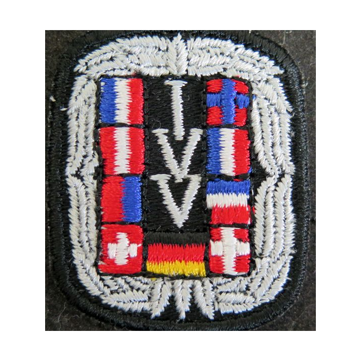 ALLEMAGNE : Insigne tissu de IVV International Volkssportverband argenté
