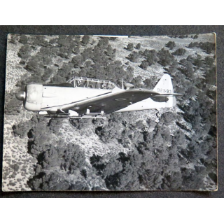 Photo argentique 12 x 9 cm sur la guerre Algérie Maroc : 2° escadre de chasse au dessus de la forêt du Bou-Djellal