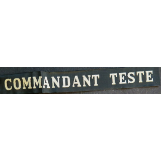 MARINE : bande de bachi de marin "COMMANDANT TESTE" longueur 65 cm fils dorés