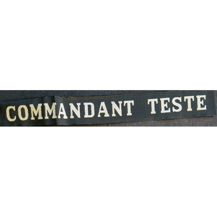 MARINE : bande de bachi de marin "COMMANDANT TESTE" longueur 65 cm fils dorés