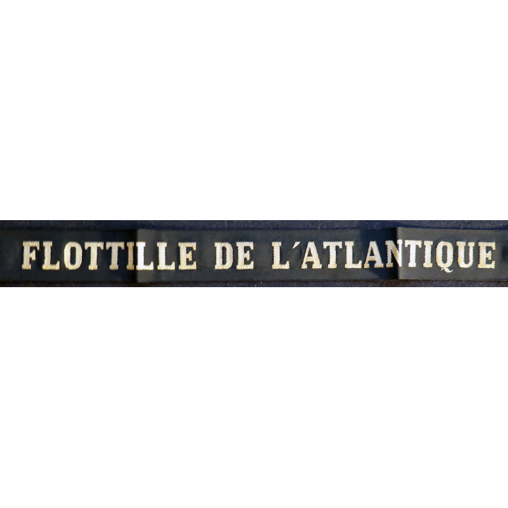 MARINE : bande de bachi de marin "FLOTTILLE DE L'ATLANTIQUE" longueur 65 cm fils dorés