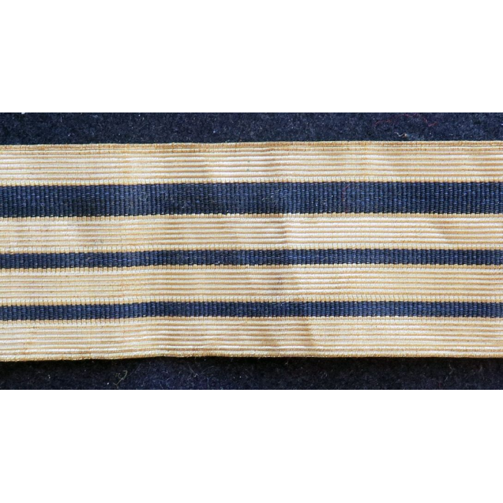 Vieux Galon de manche de Commandant doré de longueur 27 cm