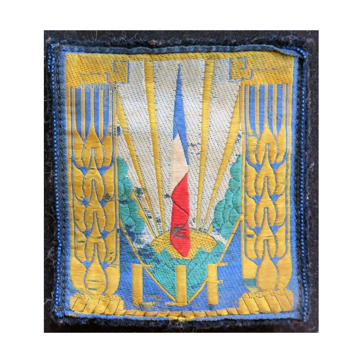 CJF : insigne général des chantiers de jeunesse tissé fond bleu