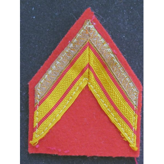 galon de  brigadier chef de régiment de spahis actuel 