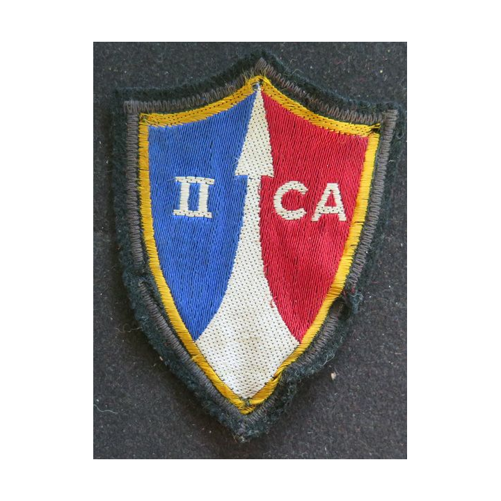 2° CA : insigne tissu du 2° Corps d'armée avec chiffre