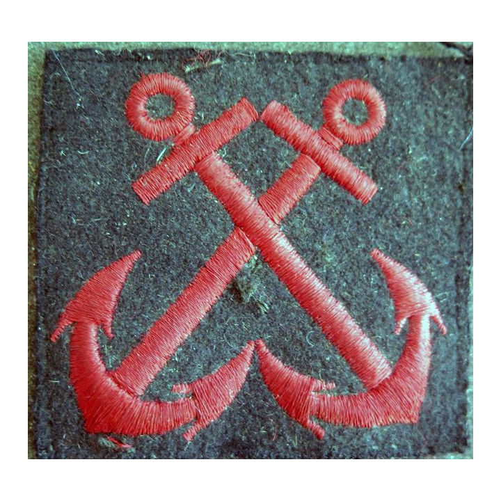 MARINE : broderie laine de l'insigne des équipages de la Flotte (1970 et plus)