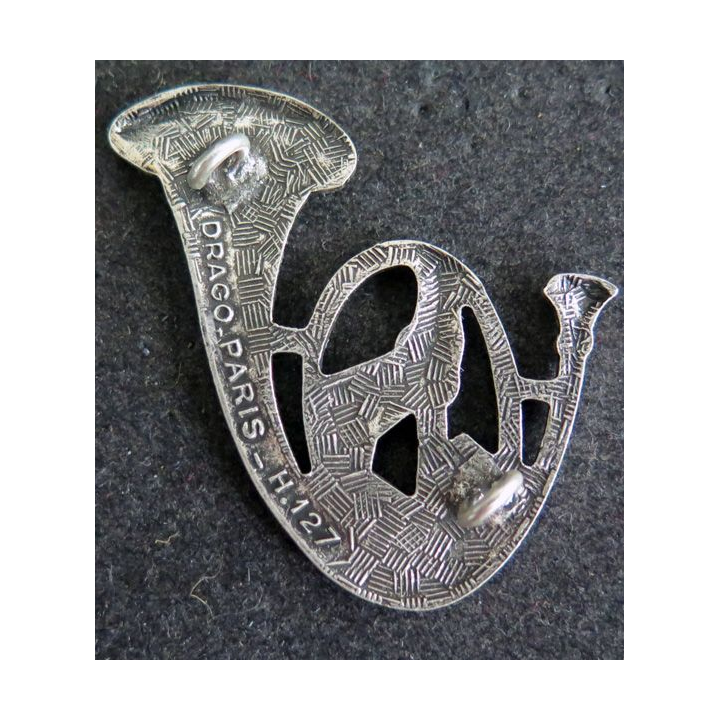 30° BCP : 30° bataillon de chasseurs à pied Drago H. 127 devise gravée et chiffre 30 en relief