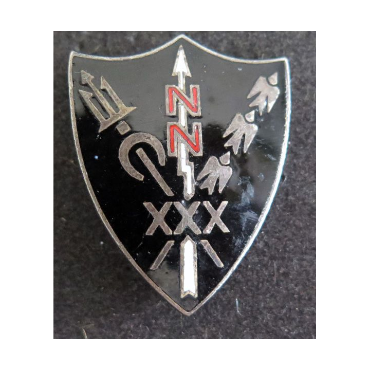 30° EC : XXX° 30° escadre de chasse Drago A. 872 en émail 2 boléros