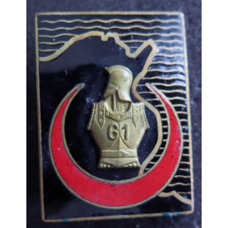 61° BG : 61° bataillon du Génie de fabrication Drago Paris G. 1195 en émail