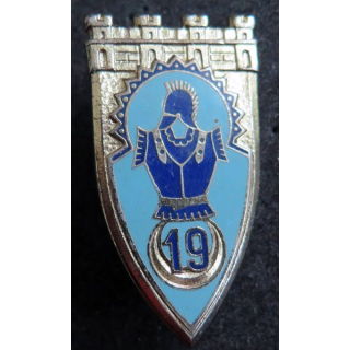 19° RG : insigne du 19° régiment du génie de fabrication Drago H. 215