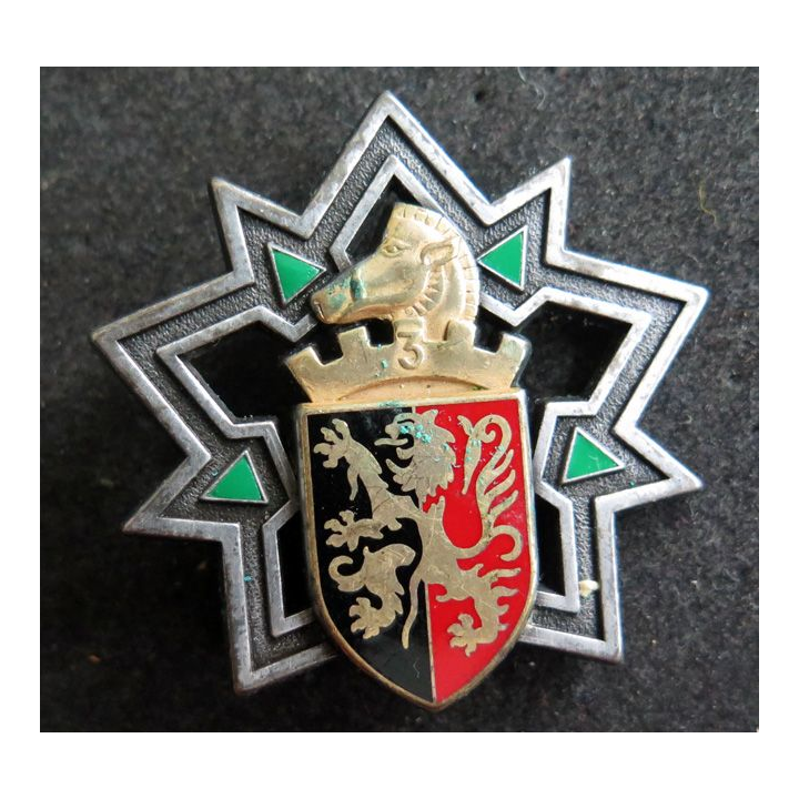 3° RG : Insigne métallique du 3° régiment du Génie de fabrication Drago Fraisse H. 586