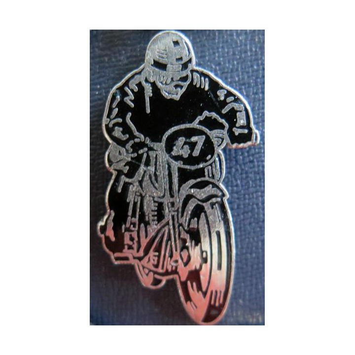 Pin's de ;l'escadron de gendarmerie motocycliste 47 Macon