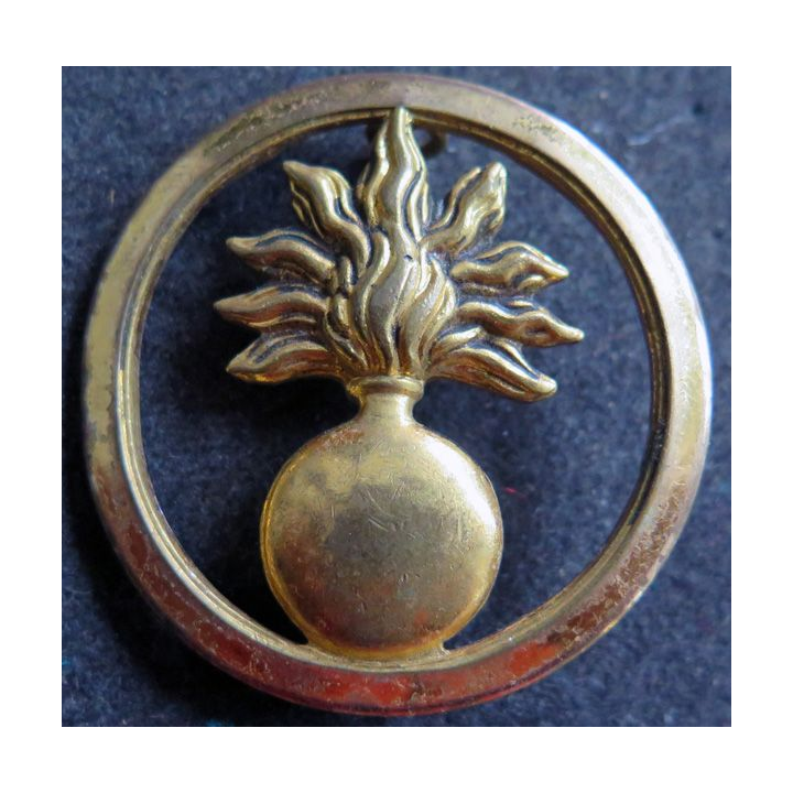 INSIGNE DE BÉRET DES ÉCOLES : insigne de bérêt des écoles de fabrication Béraudy-Vaure