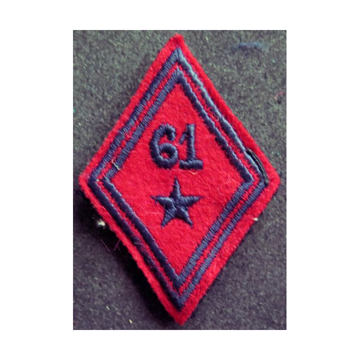 LOSANGE DE BRAS MODÈLE 45 : Ecusson troupe 61° régiment d'artillerie avec étoile et crochets