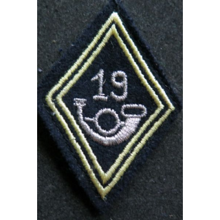 LOSANGE DE BRAS MODÈLE 45 : 19° Régiment de chasseurs alpins cadre en fil argenté