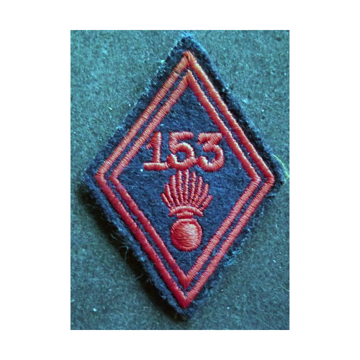 LOSANGE DE BRAS MODÈLE 45 : 153° Régiment d'infanterie troupe sur scratch