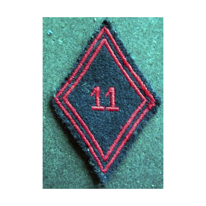 LOSANGE DE BRAS MODÈLE 45 : 11° Régiment de cuirassiers troupe