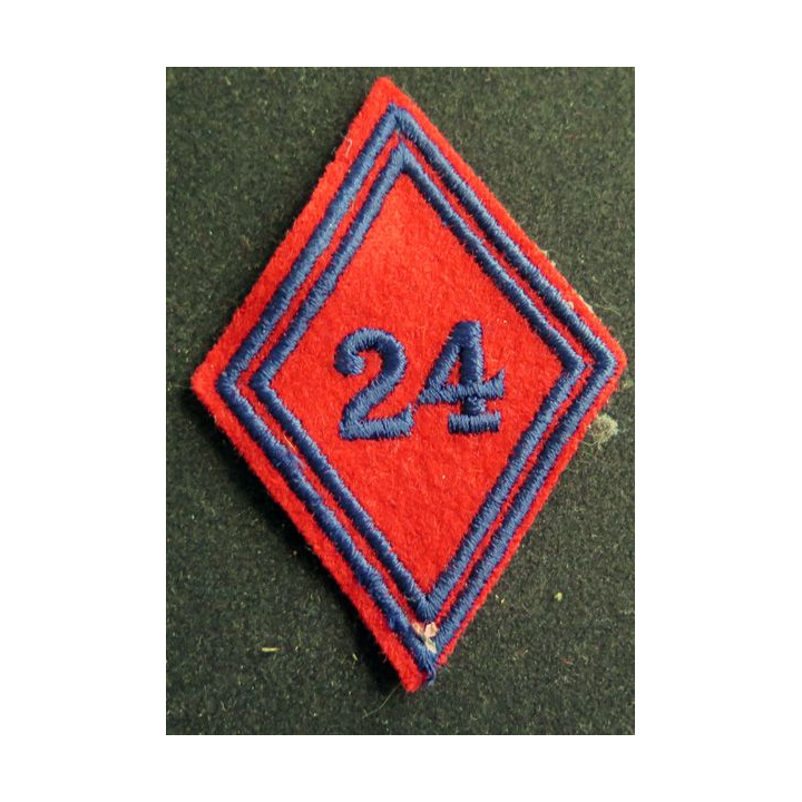 LOSANGE DE BRAS MODÈLE 45 : 24° régiment d'artillerie troupe