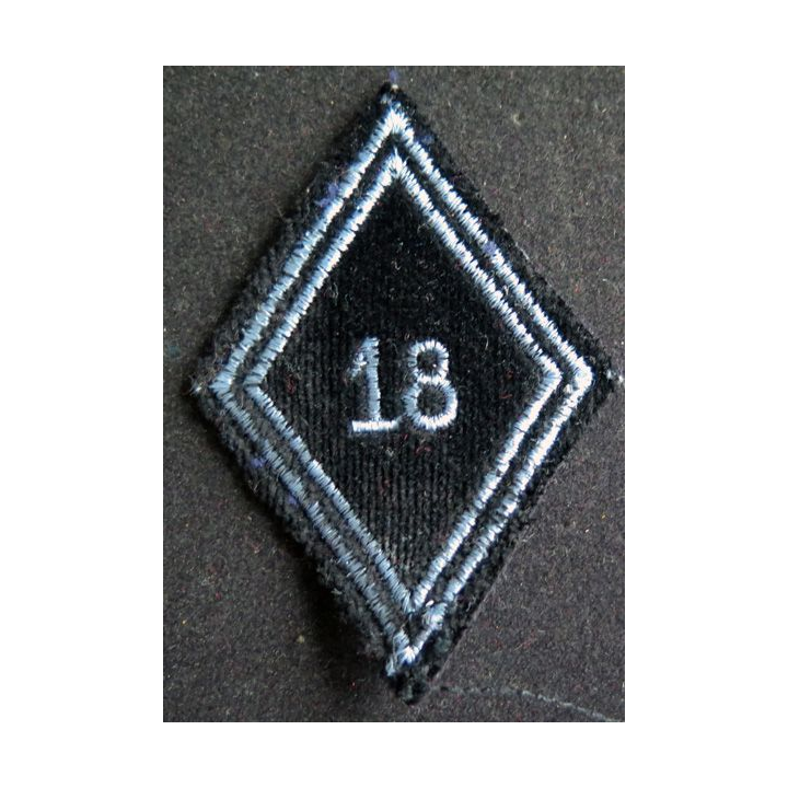 losange de bras modèle 45 : insigne tissu du 18° régiment de transmissions troupe