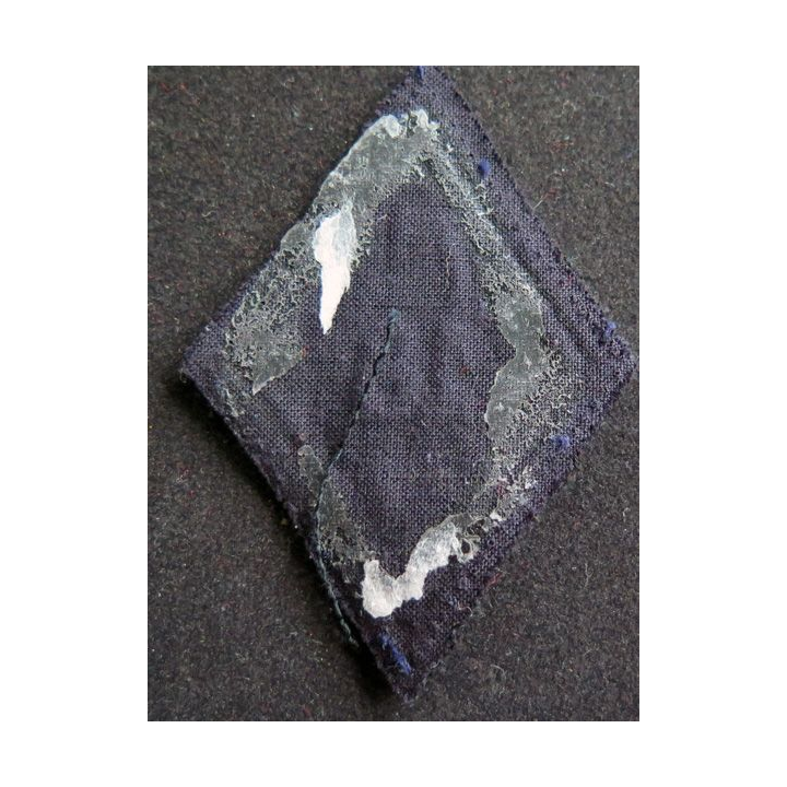 losange de bras modèle 45 : insigne tissu du 18° régiment de transmissions troupe