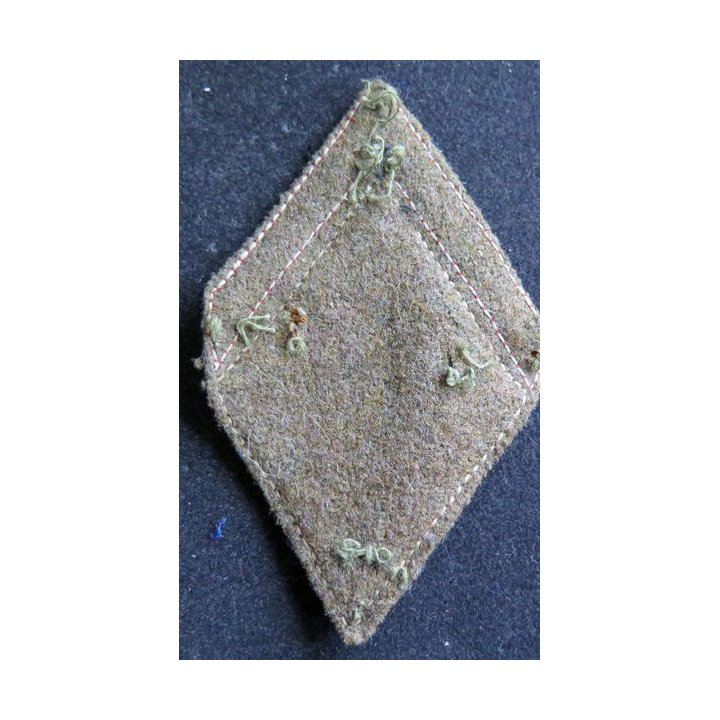 LOSANGE DE BRAS MODÈLE 45 : sergent des troupes d'infanterie de marine sur tissu kaki