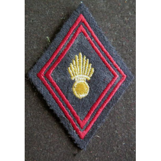 LOSANGE DE BRAS MODÈLE 45 : régiment d'infanterie cadre