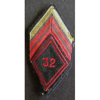LOSANGE DE BRAS MODÈLE 45 : caporal chef du 32° régiment du génie