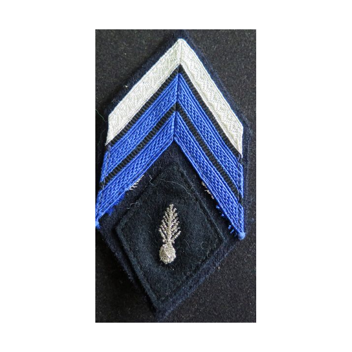 LOSANGE DE BRAS MODÈLE 45 : Brigadier chef de la gendarmerie