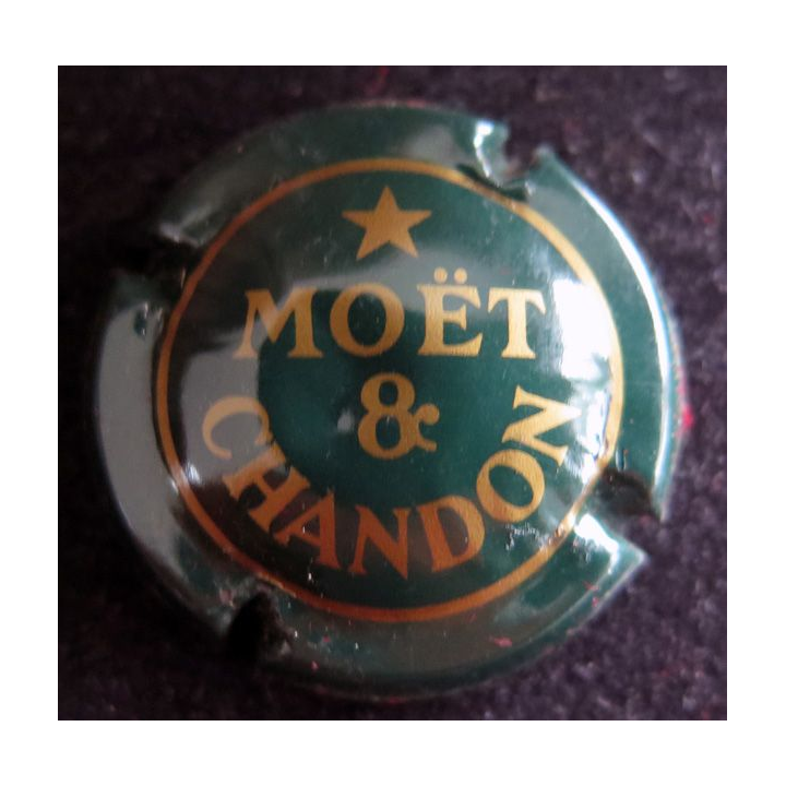 Capsule Muselet de bouteille de champagne MOET ET CHANDON n° 157 Vert et Or