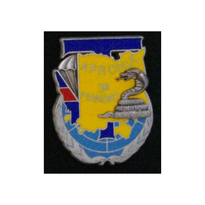 TRANS APRONUC : insigne des transmissions du 3° mandat de l'APRONUC au Cambodge de fabrication Ballard