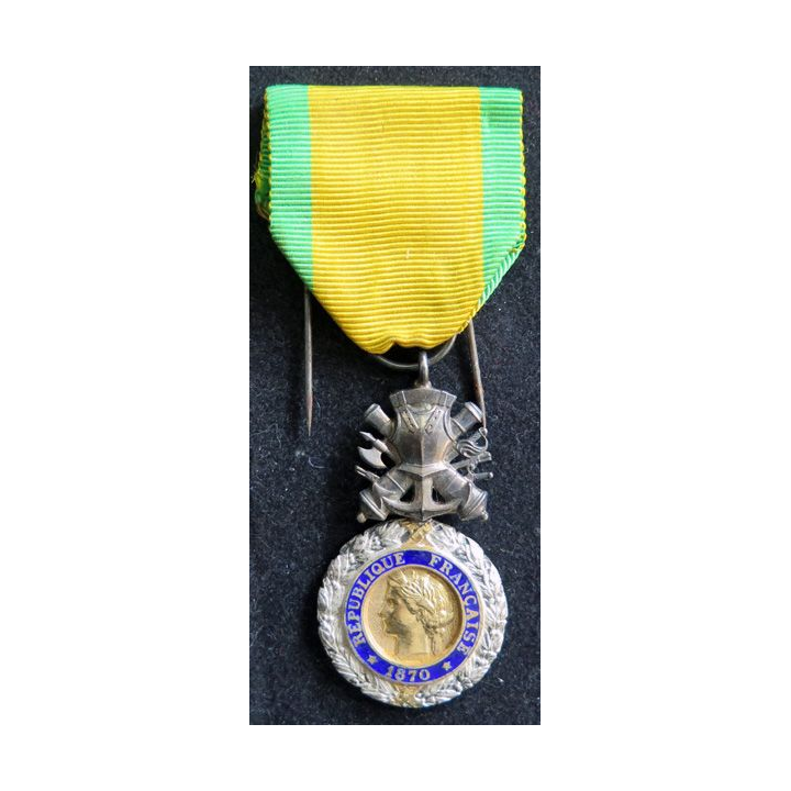 FRANCE : Médaille militaire 1870 3° république en argent émaux parfaits