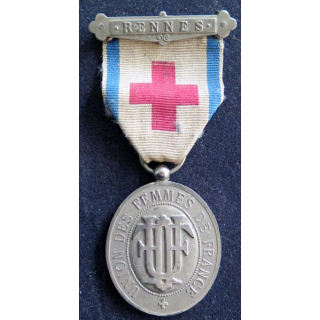 FRANCE : Médaille de l'Union des femmes de France barrette RENNES numérotée 109