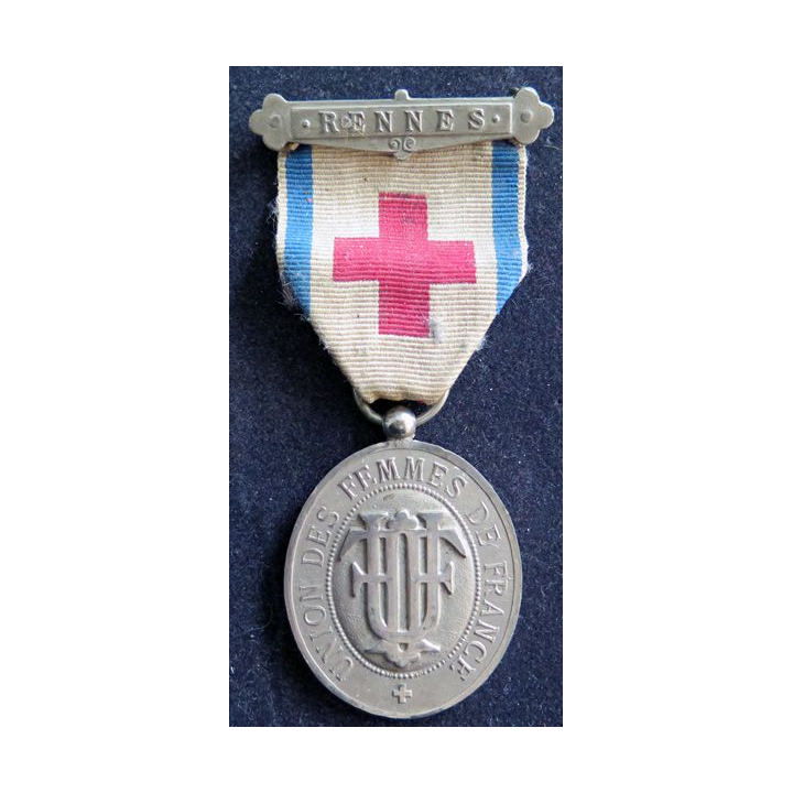 FRANCE : Médaille de l'Union des femmes de France barrette RENNES numérotée 109