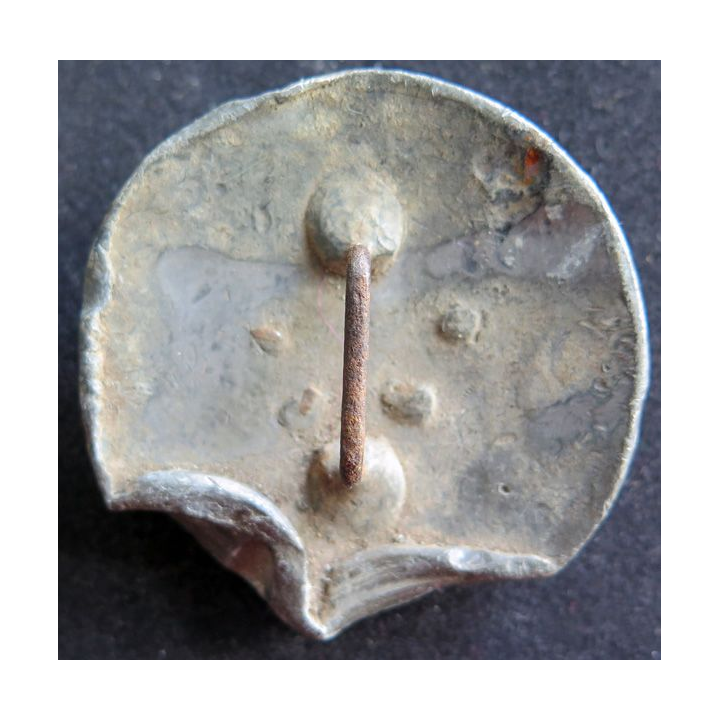 Très ancienne boucle de ceinture ou ornement équestre de la couronne des comtes 6 cm de diamètre 