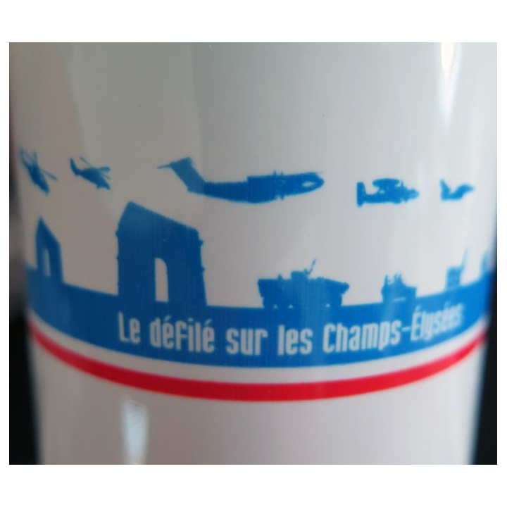 Mug du 14 juillet 2018 le défilé sur les Champs -Elysées