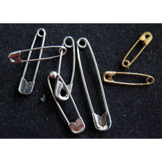 MILITARIA : lot de 7 épingles de nourrice de taille diverses 