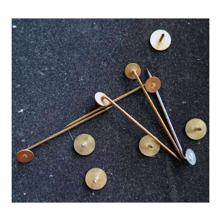 MILITARIA : lot divers d'épinglettes de boutonnières de col