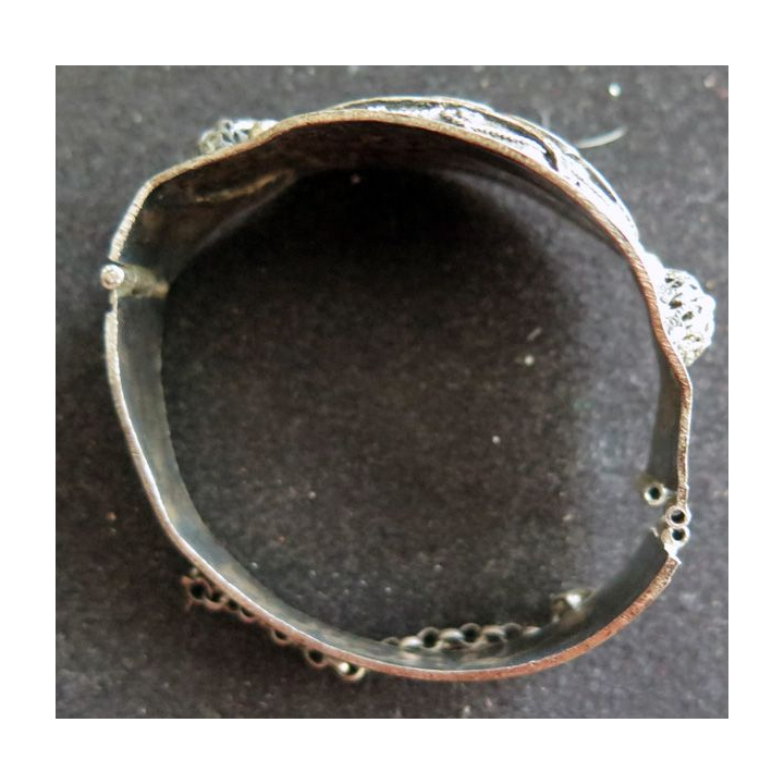 Bracelet arabe en argent manque tige de fermeture