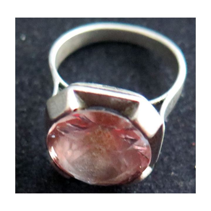 Bague amétrine rose (ou similaire) diamètre intérieur 1,8 cm 1,5 x 1,5 cm