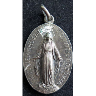 médaille religieuse en métal argenté de Marie conçue sans péché de hauteur 3,8 cm