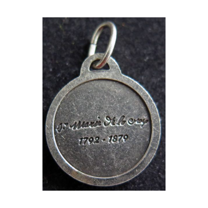 médaille religieuse en métal  argenté de Jeanne Jugan diamètre 1,6 cm