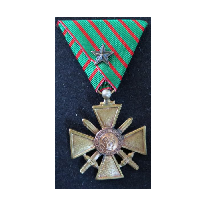 FRANCE : Croix de guerre 1914-1918 avec étoile et montage du ruban à la russe
