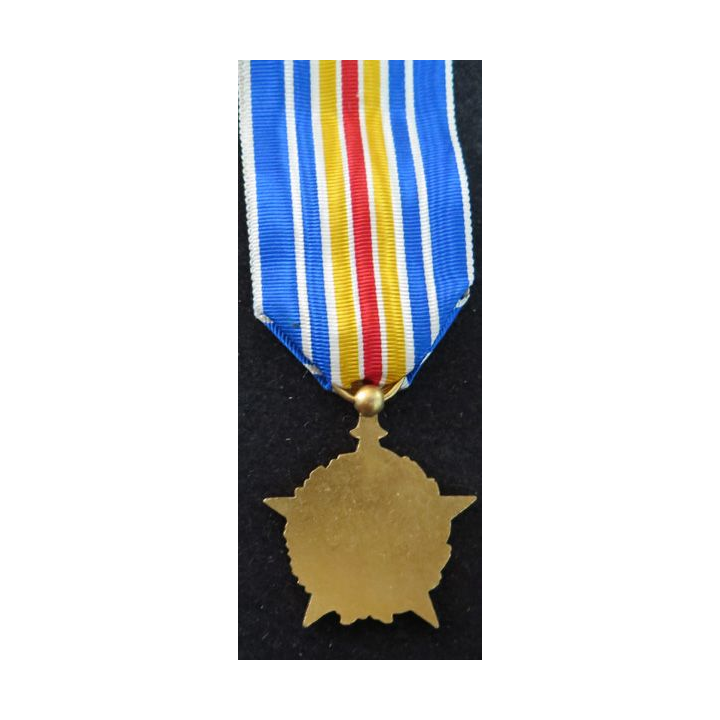 FRANCE : Croix de guerre 1914-1918 avec étoile et montage du ruban à la russe