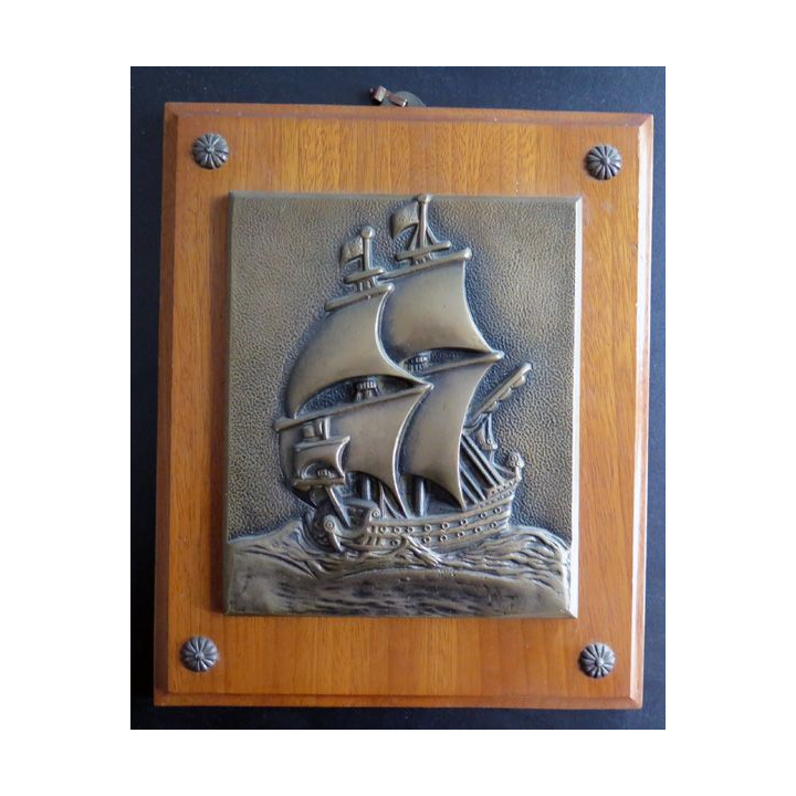 MARINE : Tape de bouche du Sous marin Le Glorieux en bronze sur support bois 27 x 22 cm
